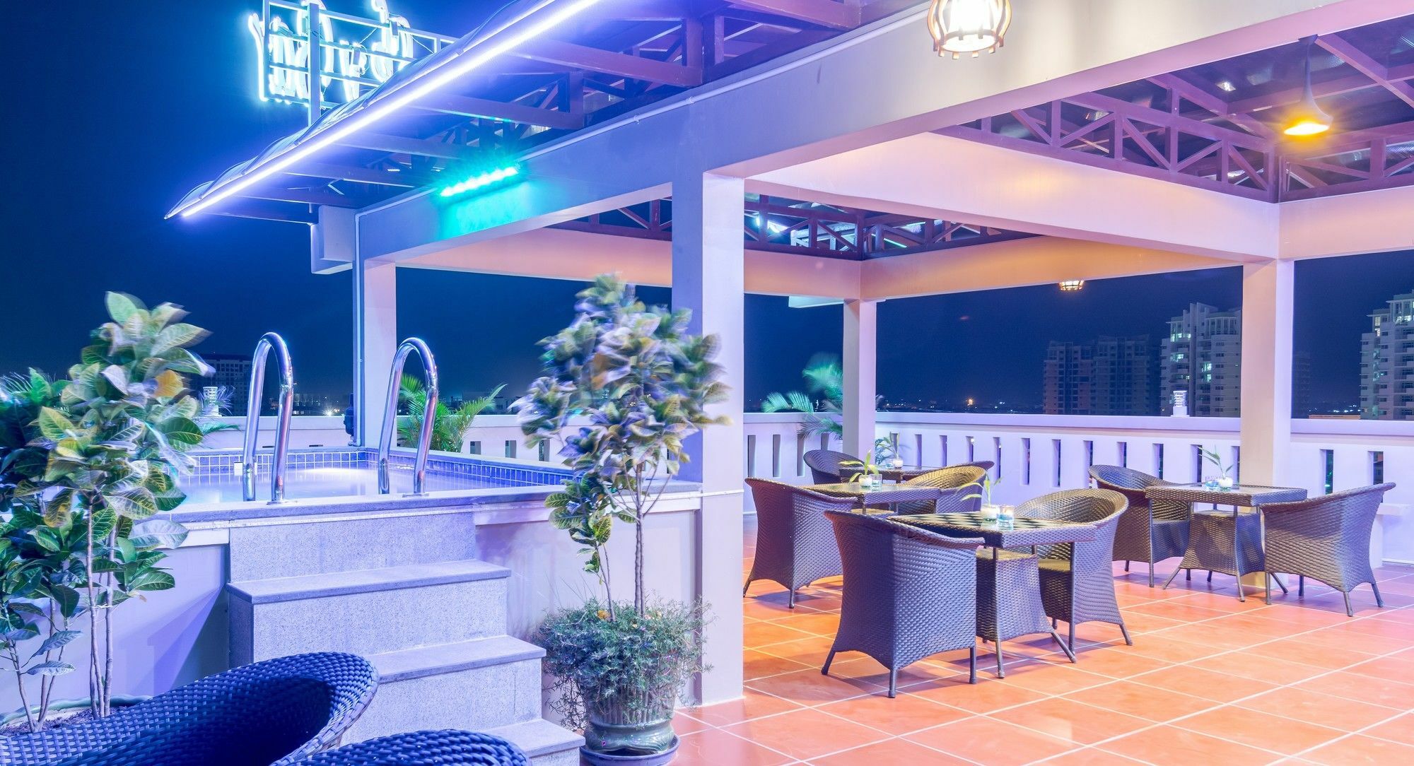Raksmey Suo Hotel بنوم بنه المظهر الخارجي الصورة